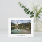 Bohinj-meer met kerk in Slovenië, wit briefkaart (Staand voorkant)