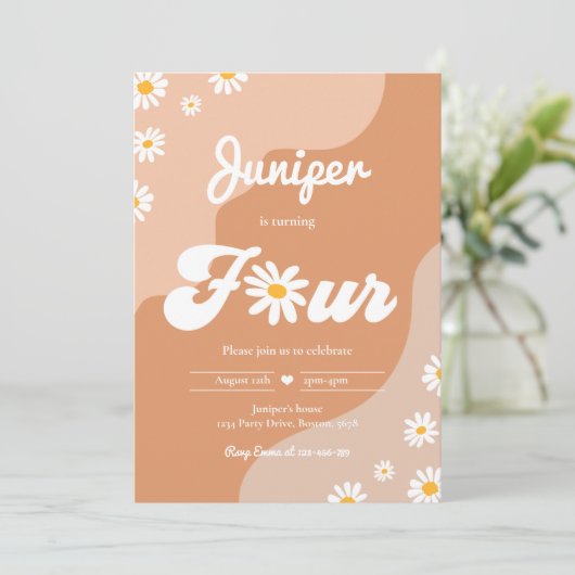 Boho 4e verjaardag Daisy Floral Groovy 70 Kaart (Staand voorkant)