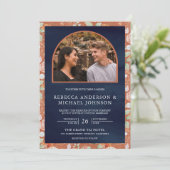 Boho Arch Aardse Bloemen Alles in Een Marine Huwel Kaart (Staand voorkant)