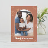 Boho Arch Kerstterracotta sneeuwvlokken Foto Kaart (Staand voorkant)