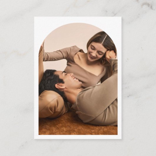 Boho Arch Moderne Minimalistische QR Code Bruiloft Informatiekaartje (Achterkant)