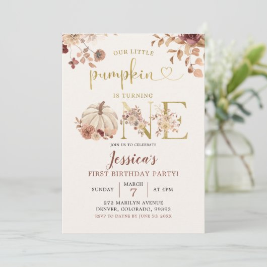 Boho Autumn Pumpkin Floral First Birthday Invite Kaart (Staand voorkant)