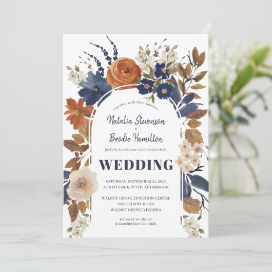 Boho Beige Blue Rust Floral Wedding Invitation Kaart (Staand voorkant)
