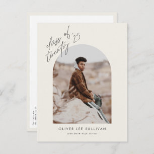 Boho Beige Klasse van 2024 Arch Foto Afstuderen Uitnodiging Briefkaart