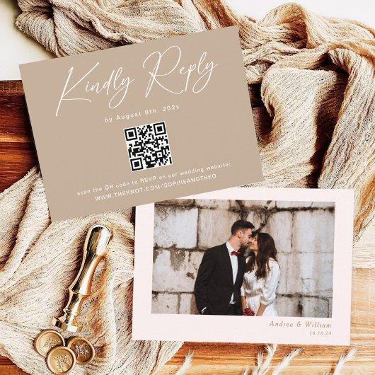 Boho Beige Neutrale Bruiloft RSVP QR Code Informatiekaartje