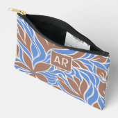Boho Blauwe & Bruine Moderne Bloempatroon Monogram Etui (Open)