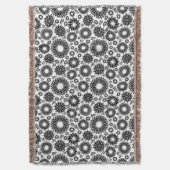 Boho bloemen Zwart-wit vector bloempatroon Deken (Voorkant Verticaal)