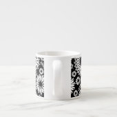 Boho bloemen Zwart-wit vectorbloempatroon Espresso Kop (Achterkant)