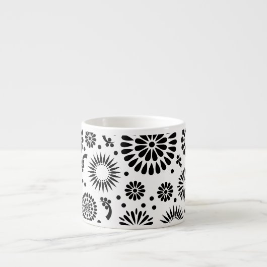 Boho bloemen Zwart-wit vectorbloempatroon Espresso Kop (Voorkant)