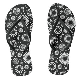 Boho bloemen Zwart-wit vectorbloempatroon Teenslippers