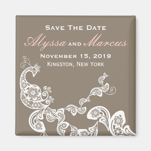 Boho bloemenpauw Elegant Save the Date Magneet (Voorkant)