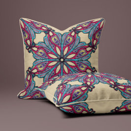 Boho Bloom in zachte crème Kussen