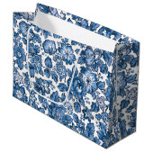 Boho Blue en White Floral Groot Cadeauzakje (Voorkant Gekanteld)