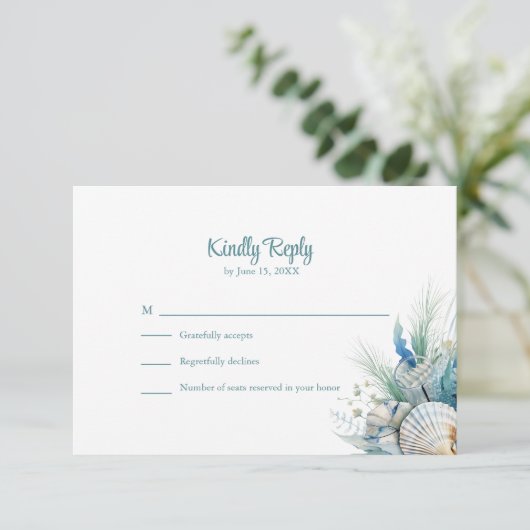 Boho Blue Floral Beach and Shell Wedding RSVP Card (Staand voorkant)