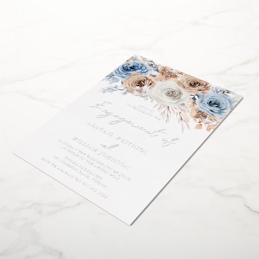 Boho Blue Floral Engagement Party Silver Folie Uitnodiging (Gedraaid)