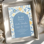 Boho boog kleurrijke lichtblauwe gele wilde bloeme kaart