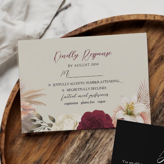 Boho Bourgogne Black Floral Wedding RSVP Kaartje