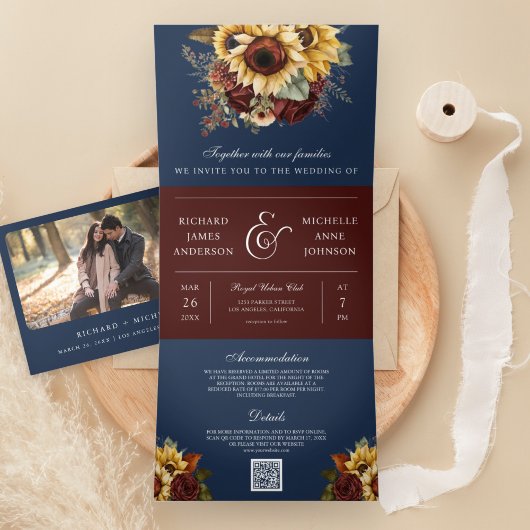 Boho Bourgondië Rozen Zonnebloem Navy QR Code Trou Drieluik Uitnodiging