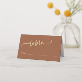 Boho Brown Trendy Script Bruiloft Plaatskaartje