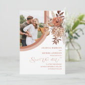 Boho Burnt Sinaasappel Floral & Pampas Grass Weddi Save The Date (Staand voorkant)