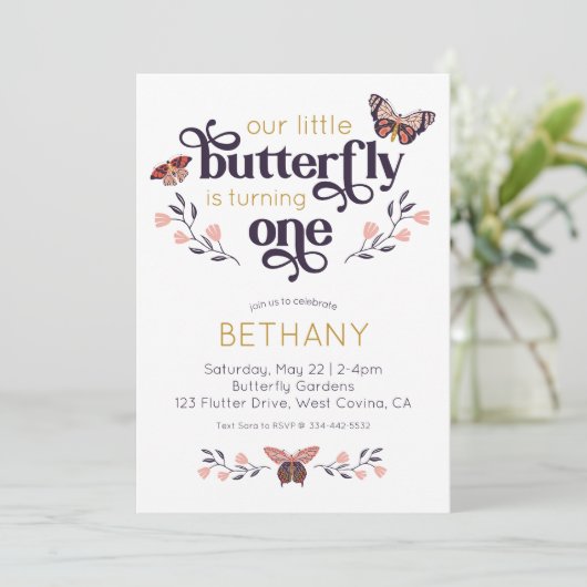 Boho Butterfly Eerste Verjaardag Uitnodiging (Staand voorkant)