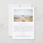 Boho Chic Dusty Blue Grijs Bloemen Bruiloft Foto Bedankkaart (Achterkant)