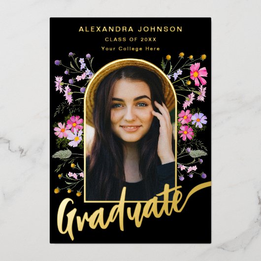 Boho Chic Floral Afstuderen Fotoboog Script Goud Folie Uitnodiging (Voorkant)