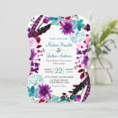 Boho Chic Floral krans Paarse bruiloft uitnodiging (Staand voorkant)