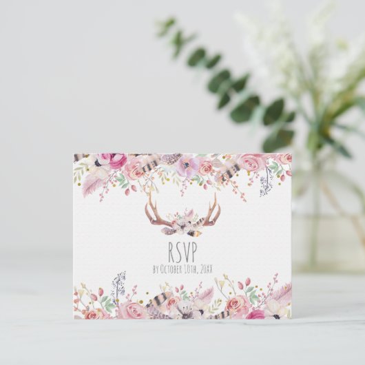 Boho Chic Flowers Deer Antlers Rustieke bruiloft R Uitnodiging Briefkaart (Staand voorkant)