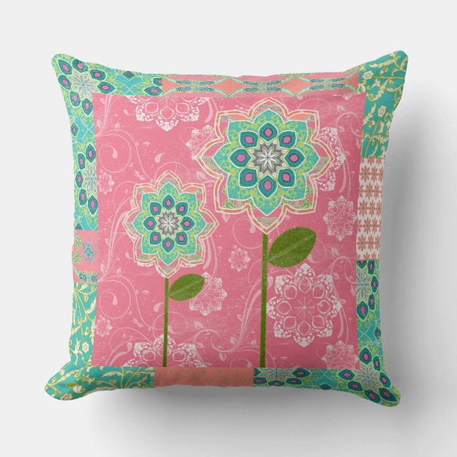 BOHO Chic Fun Whimsical Bright Cottage Mod Floral Kussen (Voorkant)