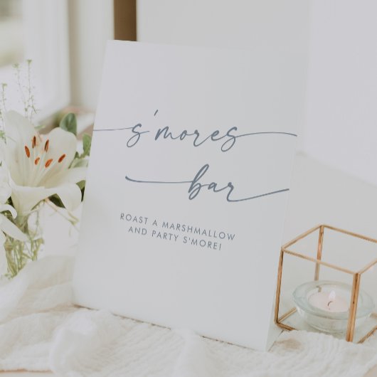Boho Chic Modern Slate Blue Smores Wedding Reclamebord Met Voetstuk