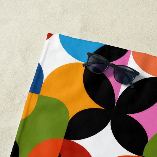 BOHO Chic Pattern Vibrant Mid Century Modern Name  Strandlaken (In situ)