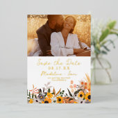 Boho chic rustige oranje zonnebloemen 2 fotobruilo folie uitnodiging (Staand Voorkant)