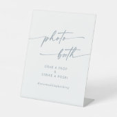 Boho Chic Slate Blauwe Trouwfotocabine Reclamebord Met Voetstuk (Voorkant)