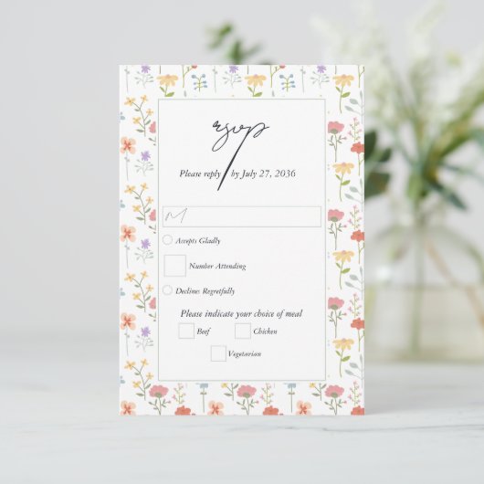 Boho Chic Wilde Bloemen Moderne Bloem Bruiloft RSVP Kaartje (Staand voorkant)
