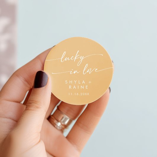 Boho chique gele goudsbloem geluk in liefde gunst ronde sticker