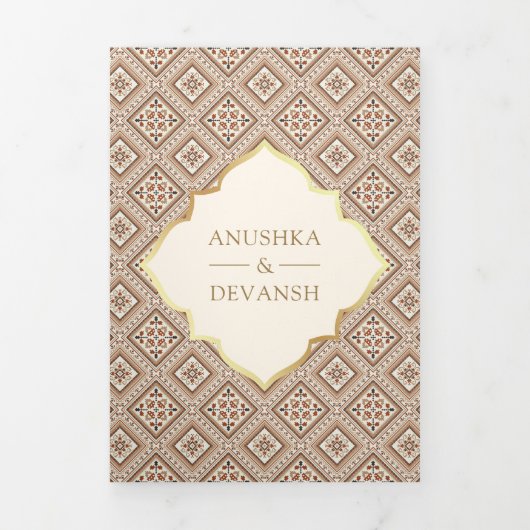 Boho Cream Geometrisch Alles in een Indiase bruilo Drieluik Uitnodiging (Cover)