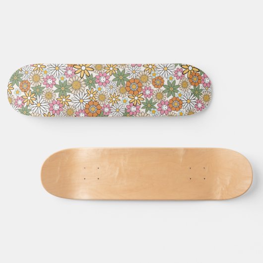Boho Daisy Flowers 70s Groovy Floral Persoonlijk Skateboard (Horizontaal)