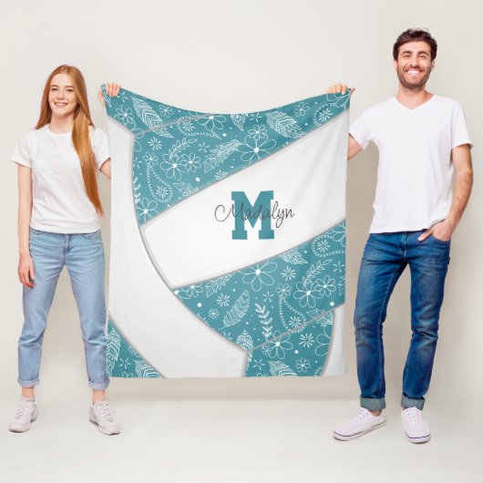 Boho doedle blauwgroen wit volleybal fleece deken (In situ)