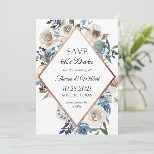 Boho Dusty Blue Rustic Floral Roos Gold Wedding Save The Date (Staand voorkant)