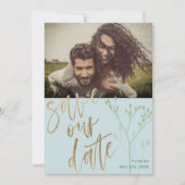 Boho Dusty Blue Save Onze Datum Faux Gold & Foliag Feestdagenkaart (Voorkant)