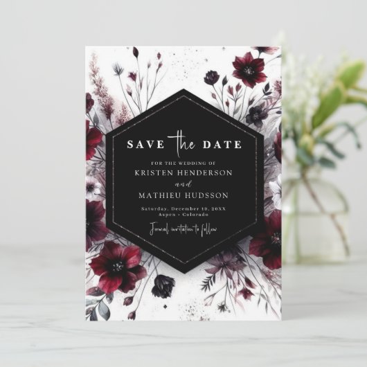 Boho Elegant Bourgondische bruiloft Save The Date (Staand voorkant)