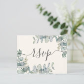 Boho Eucalyptus Sage Green & Beige RSVP Uitnodiging Briefkaart (Staand voorkant)