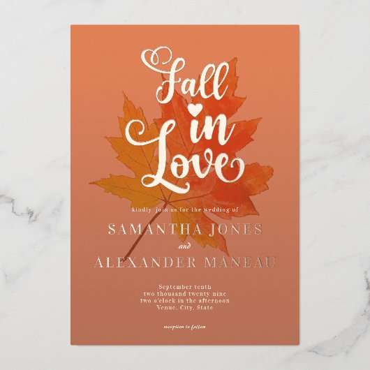 Boho Fall Leaves Burnt Orange Fall in Love Wedding Folie Uitnodiging (Voorkant)
