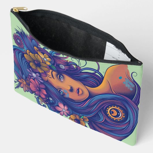 Boho Fantasy Vrouw met Bloemen Haar Etui (Open)