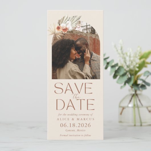 Boho Floral Arch Photo Wedding Save the Date (Staand voorkant)