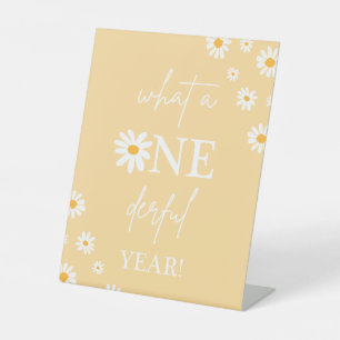 Boho Floral Daisy Groovy Birthday Onederful Year Reclamebord Met Voetstuk