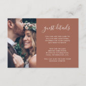 Boho Floral Foto Terracotta Bruiloft Gast Details Informatiekaartje (Voorkant)