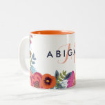 Boho Flowers - Naam en monogram Tweekleurige Koffiemok<br><div class="desc">Witte mok bedrukt met een handgetekende bloemstructuur in warm roze,  oranje,  koraalrood en wit. Voeg je monogram en naam toe.</div>