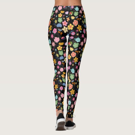 Boho Flowers Pattern B01.b Black BG Leggings (Achterkant)